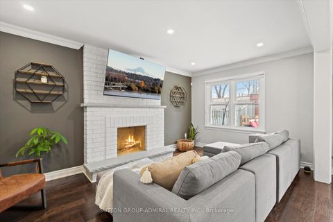 Photo 9 at 85 Pauline Court, Glen Shields, Vaughan