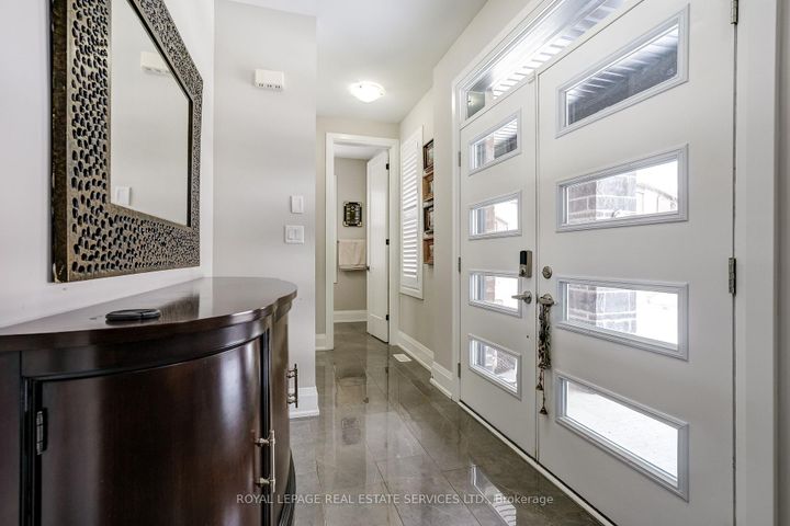 Photo 2 at 7 Cyclone Trail, Northwest Brampton, Brampton