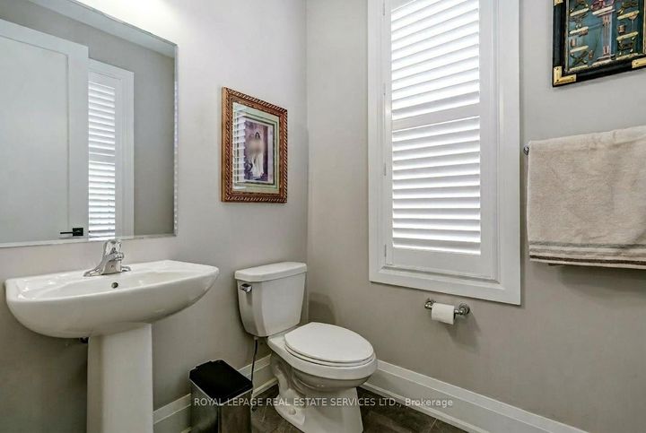 Photo 4 at 7 Cyclone Trail, Northwest Brampton, Brampton