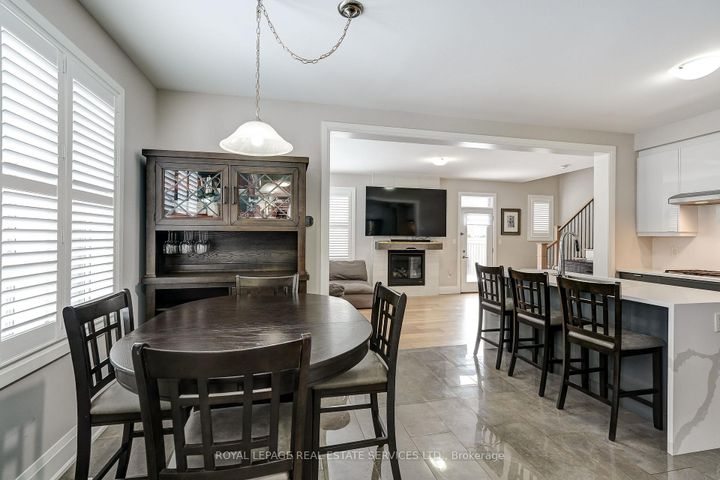 Photo 6 at 7 Cyclone Trail, Northwest Brampton, Brampton