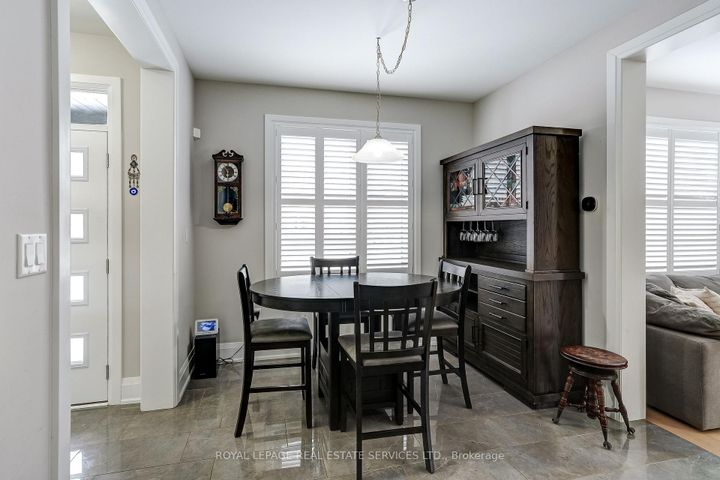 Photo 7 at 7 Cyclone Trail, Northwest Brampton, Brampton