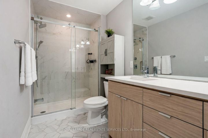 Photo 19 at 7 Cyclone Trail, Northwest Brampton, Brampton