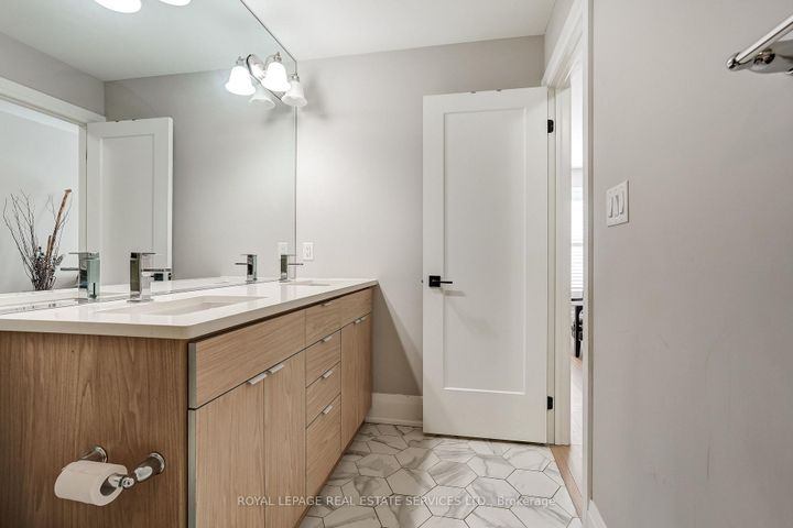 Photo 20 at 7 Cyclone Trail, Northwest Brampton, Brampton