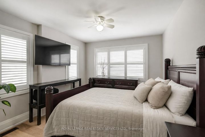 Photo 21 at 7 Cyclone Trail, Northwest Brampton, Brampton