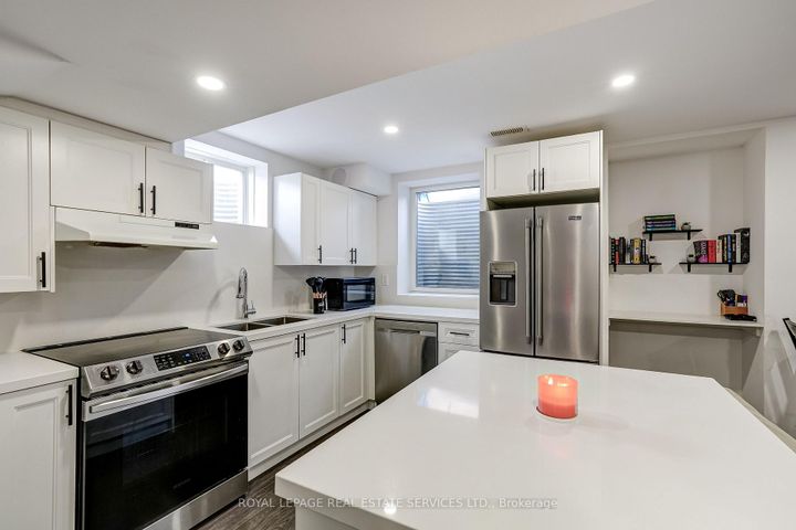 Photo 27 at 7 Cyclone Trail, Northwest Brampton, Brampton