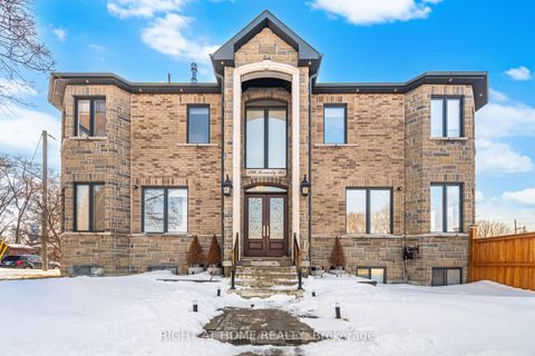 Photo 0 at 386 Kennedy Road, Birchmount, Toronto