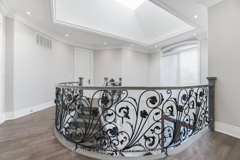 Photo 18 at 386 Kennedy Road, Birchmount, Toronto