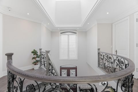 Photo 20 at 386 Kennedy Road, Birchmount, Toronto