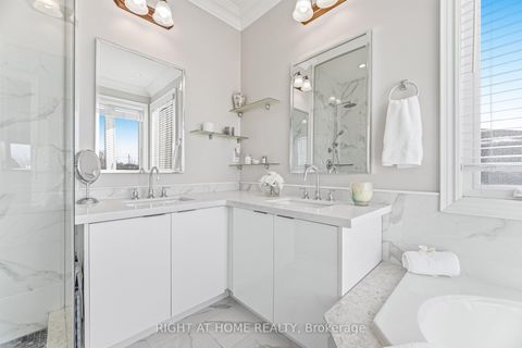 Photo 25 at 386 Kennedy Road, Birchmount, Toronto