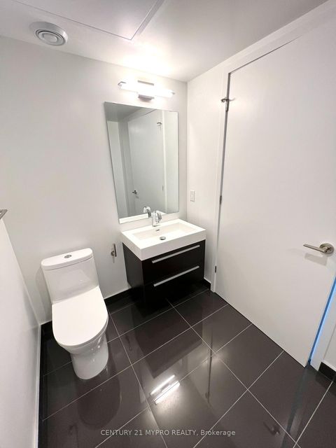 Photo 11 at 1501 - 39 Roehampton Avenue, Mount Pleasant West, Toronto