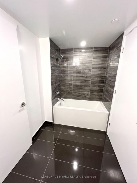 Photo 12 at 1501 - 39 Roehampton Avenue, Mount Pleasant West, Toronto