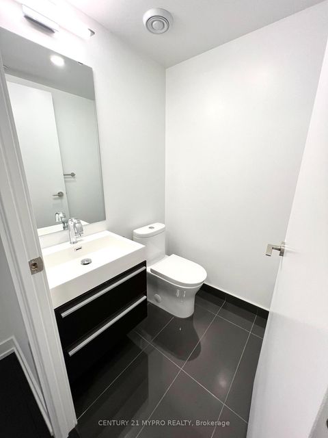 Photo 13 at 1501 - 39 Roehampton Avenue, Mount Pleasant West, Toronto