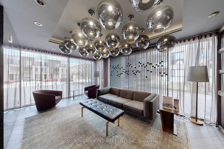 Photo 3 at 214 - 210 Sabina Drive, GO Glenorchy, Oakville