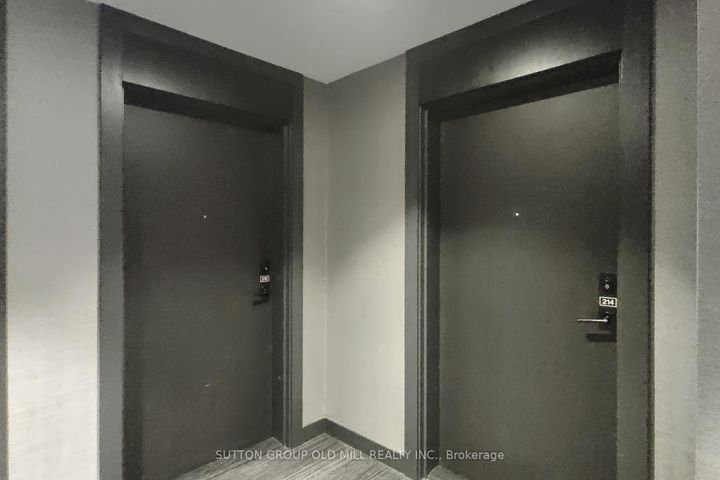 Photo 7 at 214 - 210 Sabina Drive, GO Glenorchy, Oakville