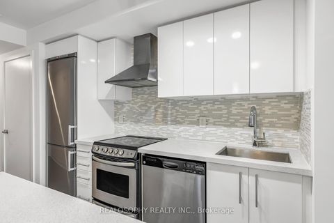 Photo 4 at 506 - 58 Orchard View Boulevard, Eglinton, Toronto