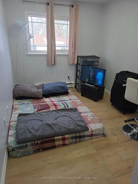 Photo 13 at 1 - 141 Galloway Road, West Hill, Toronto