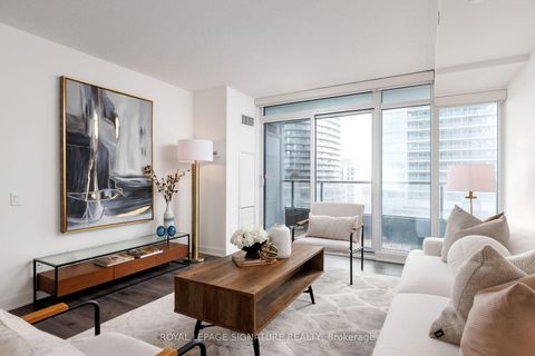 Photo 1 at 712 - 70 Queens Wharf Road, Waterfront Communities C1, Toronto