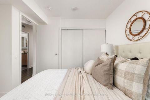 Photo 16 at 712 - 70 Queens Wharf Road, Waterfront Communities C1, Toronto