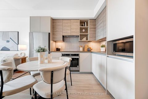 Photo 13 at 1207 - 398 Hwy 7, Doncrest, Richmond Hill