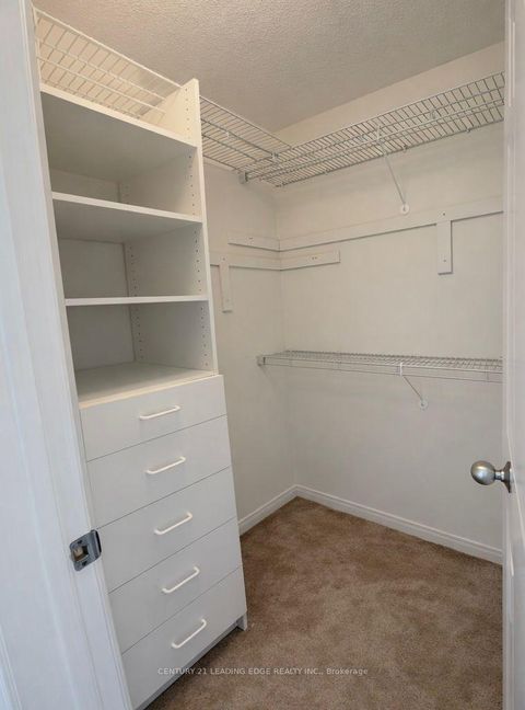 Photo 11 at 1523 Glenbourne Drive, Pinecrest, Oshawa