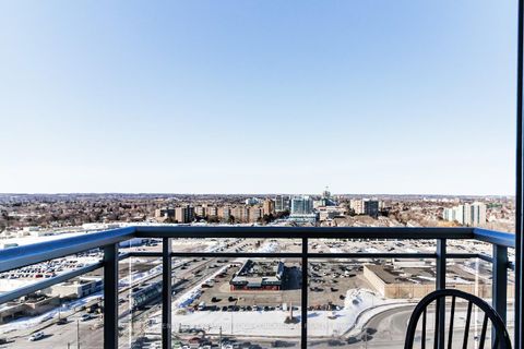 Photo 15 at 1712 - 9205 Yonge Street, Langstaff, Richmond Hill