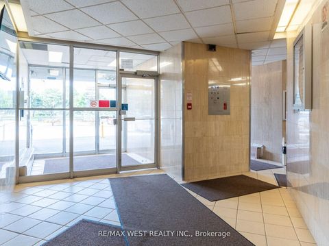 Photo 2 at 605 - 380 Dixon Road, The Westway, Toronto