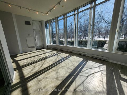 Photo 8 at 103 - 219 Fort York Boulevard, Niagara, Toronto