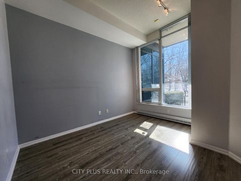 Photo 11 at 103 - 219 Fort York Boulevard, Niagara, Toronto