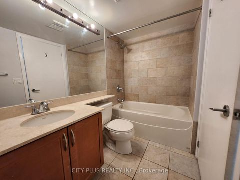 Photo 15 at 103 - 219 Fort York Boulevard, Niagara, Toronto