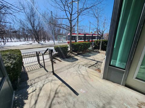 Photo 17 at 103 - 219 Fort York Boulevard, Niagara, Toronto