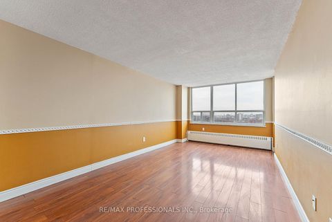 Photo 7 at 1405 - 390 Dixon Road, The Westway, Toronto