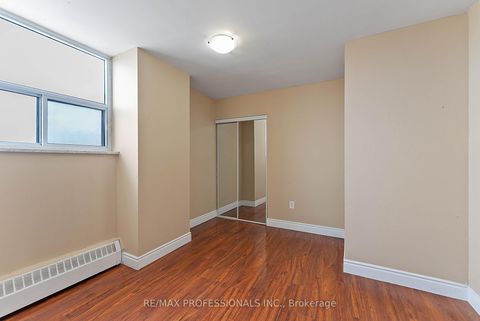 Photo 18 at 1405 - 390 Dixon Road, The Westway, Toronto