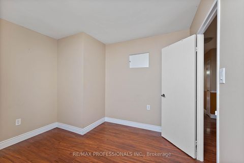 Photo 21 at 1405 - 390 Dixon Road, The Westway, Toronto