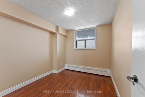 Photo 25 at 1405 - 390 Dixon Road, The Westway, Toronto