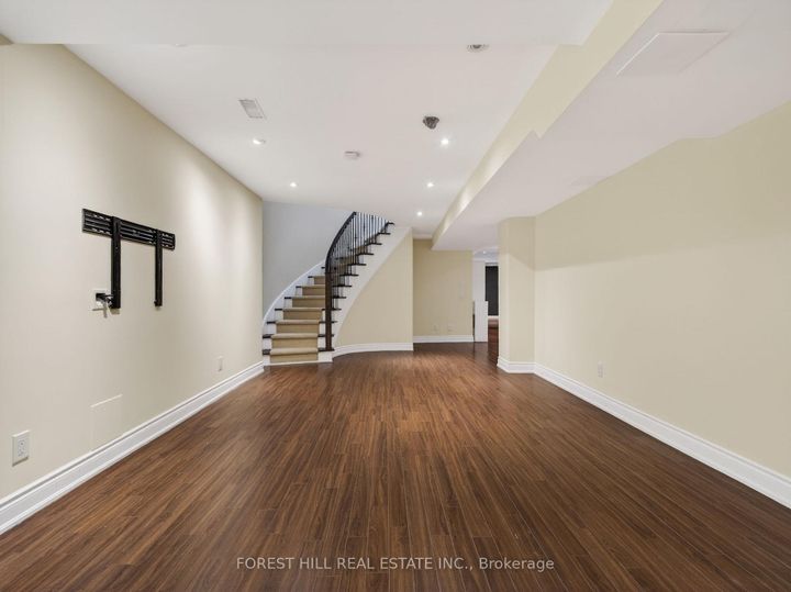 Photo 38 at 232 Luca Avenue, Patterson, Vaughan