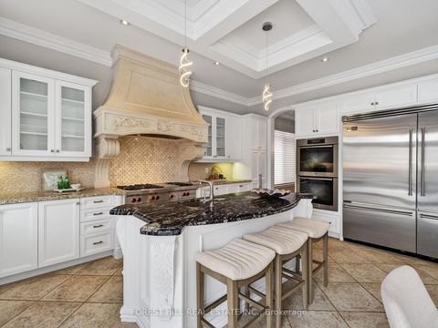 Photo 16 at 232 Luca Avenue, Patterson, Vaughan