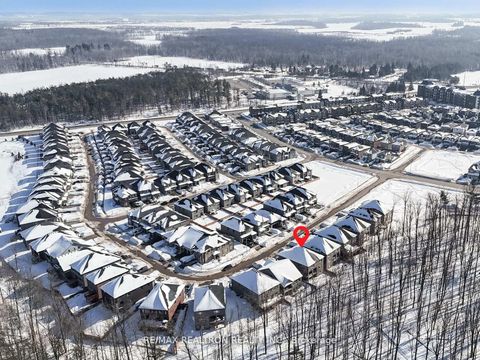 Photo 1 at 27 Franklin Trail, Rural Barrie Southwest, Barrie