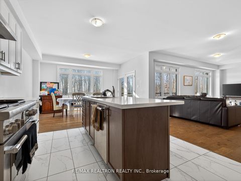 Photo 4 at 27 Franklin Trail, Rural Barrie Southwest, Barrie