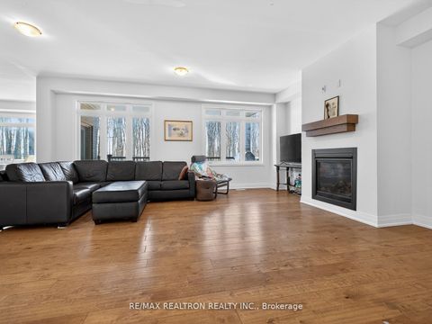 Photo 11 at 27 Franklin Trail, Rural Barrie Southwest, Barrie