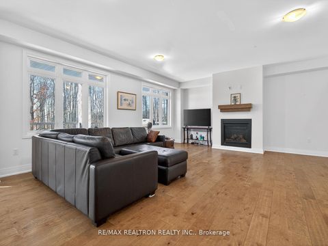 Photo 17 at 27 Franklin Trail, Rural Barrie Southwest, Barrie