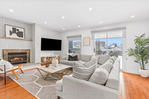 Photo 1 at 15A Schell Avenue, Belgravia, Toronto