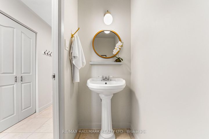 Photo 13 at 619 Timber Lane, Appleby, Burlington