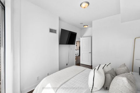 Photo 9 at 2306 - 80 Absolute Avenue, City Centre, Mississauga