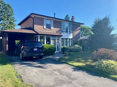 Photo 37 at 28 Grove Park Crescent, Don Valley Village, Toronto