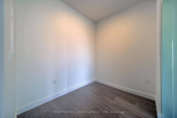 Photo 13 at 808 - 95 Mcmahon Drive, Bayview Village, Toronto