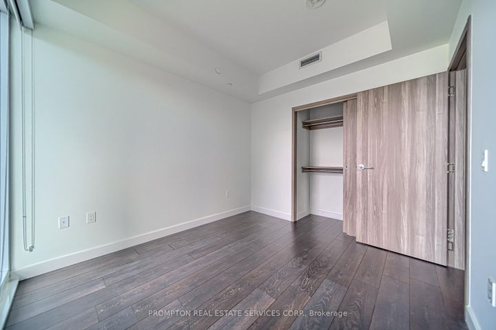 Photo 18 at 808 - 95 Mcmahon Drive, Bayview Village, Toronto