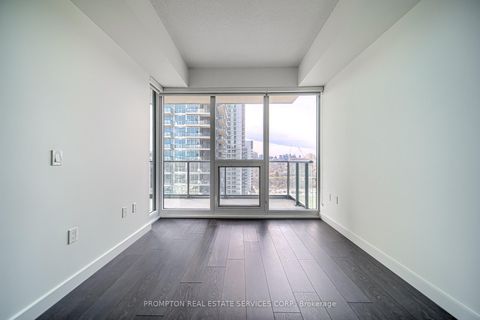 Photo 10 at 808 - 95 Mcmahon Drive, Bayview Village, Toronto