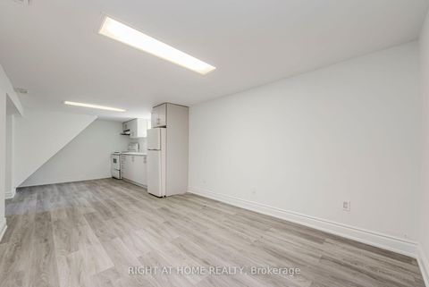 Photo 19 at 32 Florens Avenue, Birchmount, Toronto