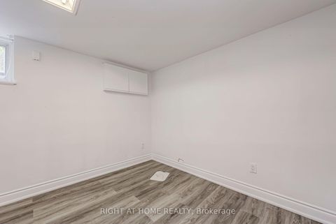 Photo 25 at 32 Florens Avenue, Birchmount, Toronto