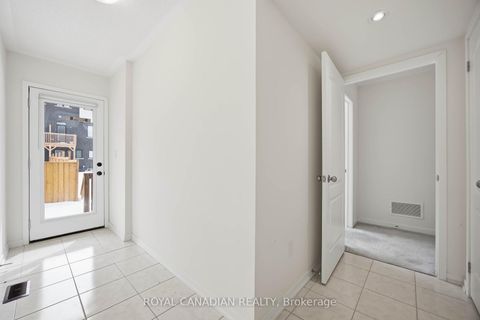 Photo 11 at 885 Kicking Horse Path, McLaughlin, Oshawa